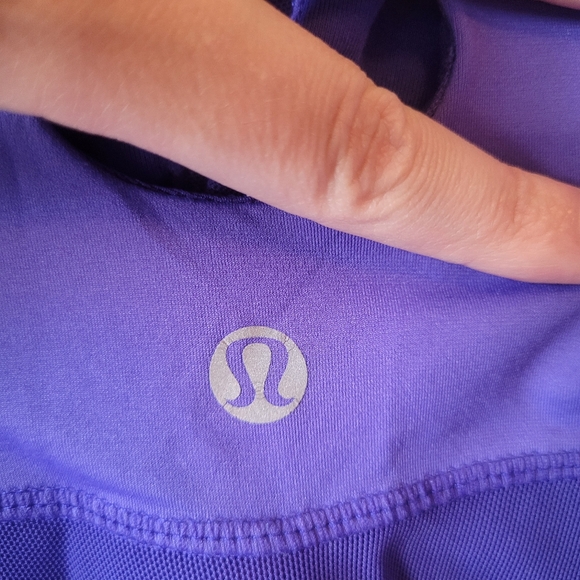 Lululemon criss cross tank - Picture 4 of 4